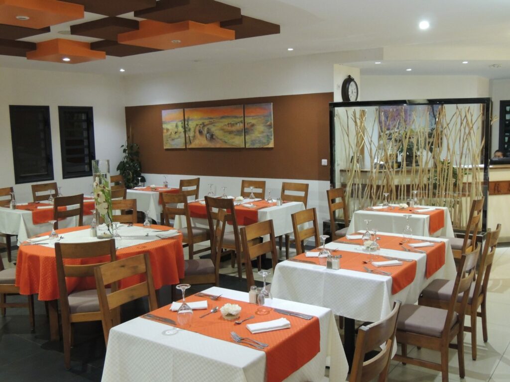 restaurant-plumeria-hotel-antsirabe